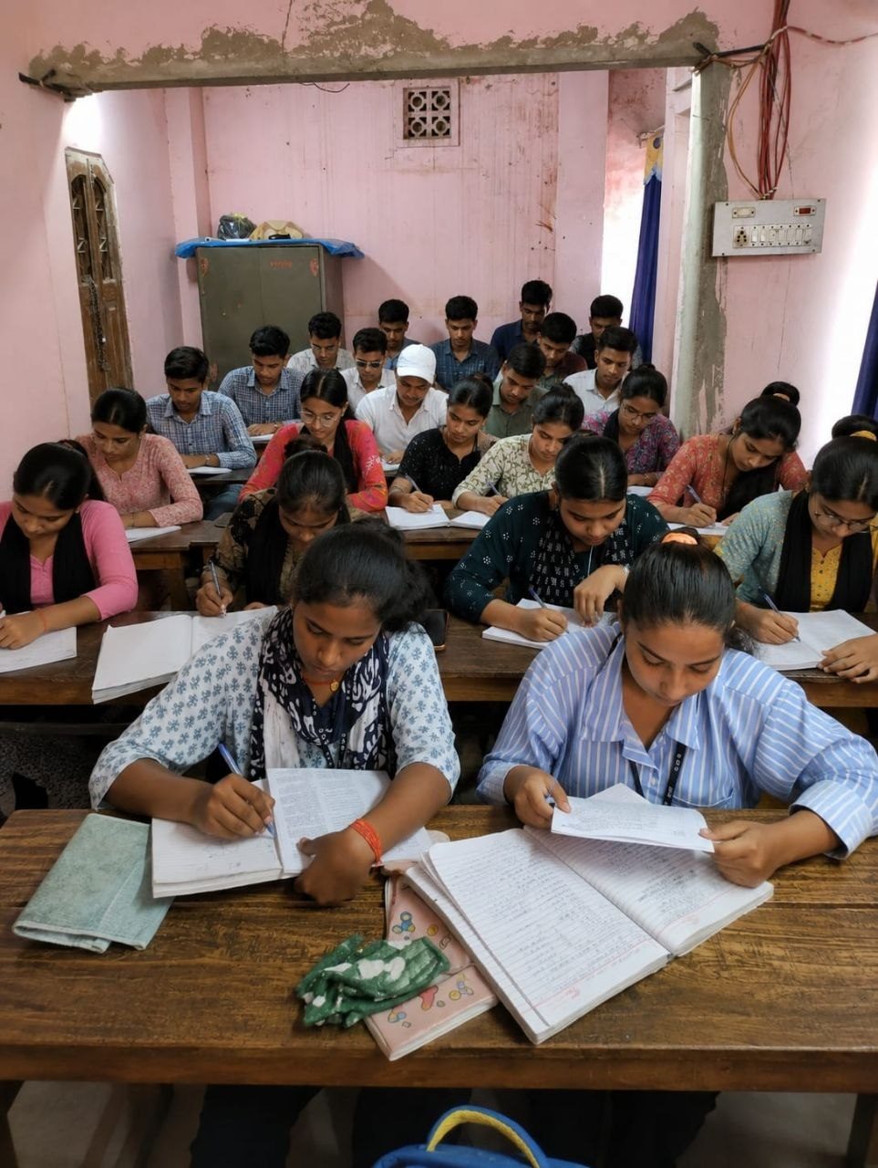 CCS Coaching classroom - students studying